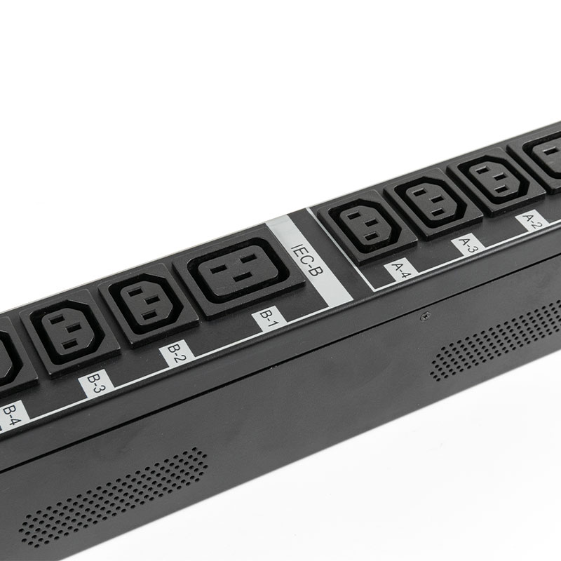 Hidraulikus mágneses áramkör 16 kimenetes függőleges TCP/IP érzékelő eco Smart Rack Pdu